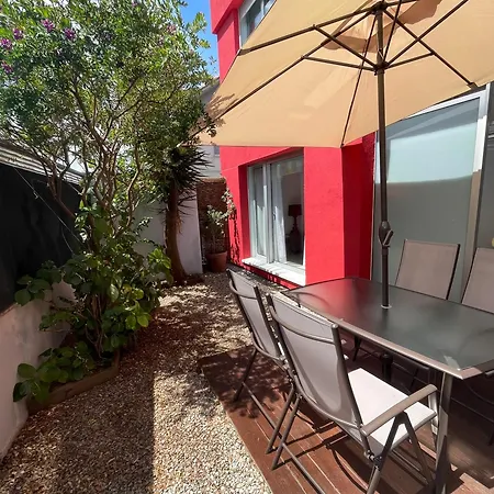 Piso Con Jardin En
